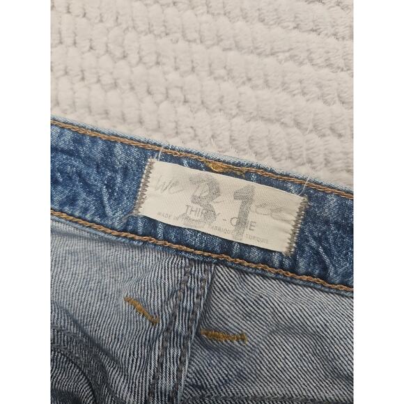 We The Free Jeans Womens 31 Medium Wash Distressed Raw Hem - Picture 5 of 8